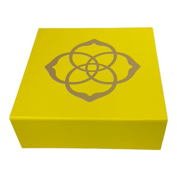 Kendra Scott Gift Box Yellow and Gold With Magnetic Closure 4.5" x 4.25"… - Picture 2 of 5
